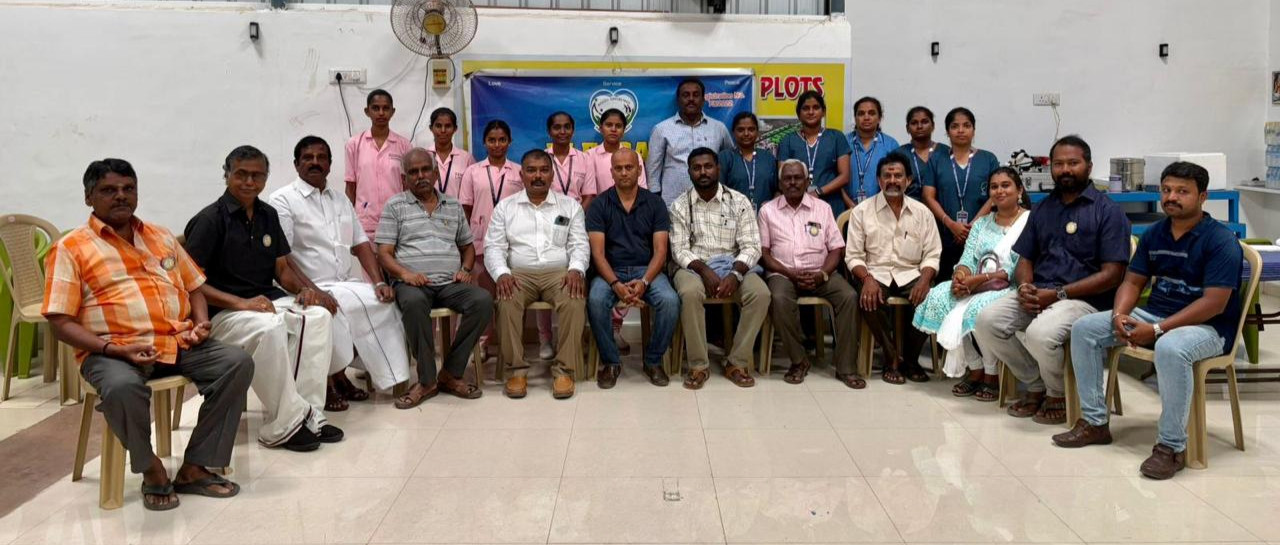 கம்பத்தில் இலவச காது மூக்கு தொண்டை மருத்துவ முகாம்