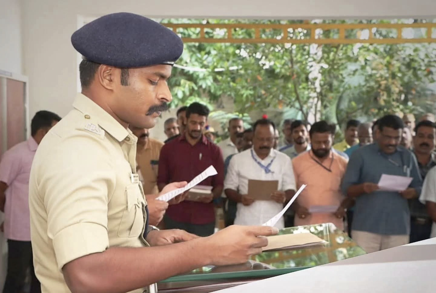 கன்னியாகுமரி எஸ் பி ஸ்டாலின் தலைமையில் தேசிய மனித உரிமைகள் நாள் உறுதிமொழி ஏற்பு......!!?