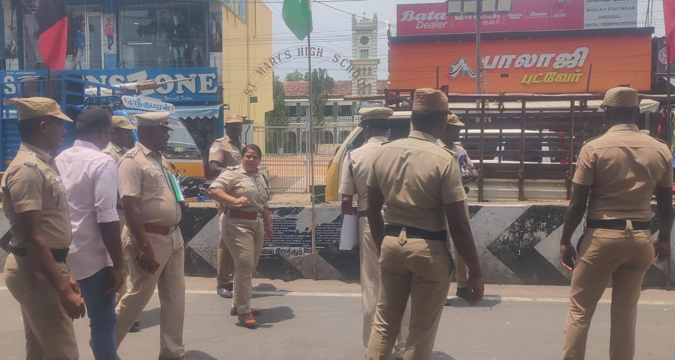 திண்டுக்கல்லில் பலத்த போலீஸ் பாதுகாப்பு..! தீவிர ஆய்வு...! 