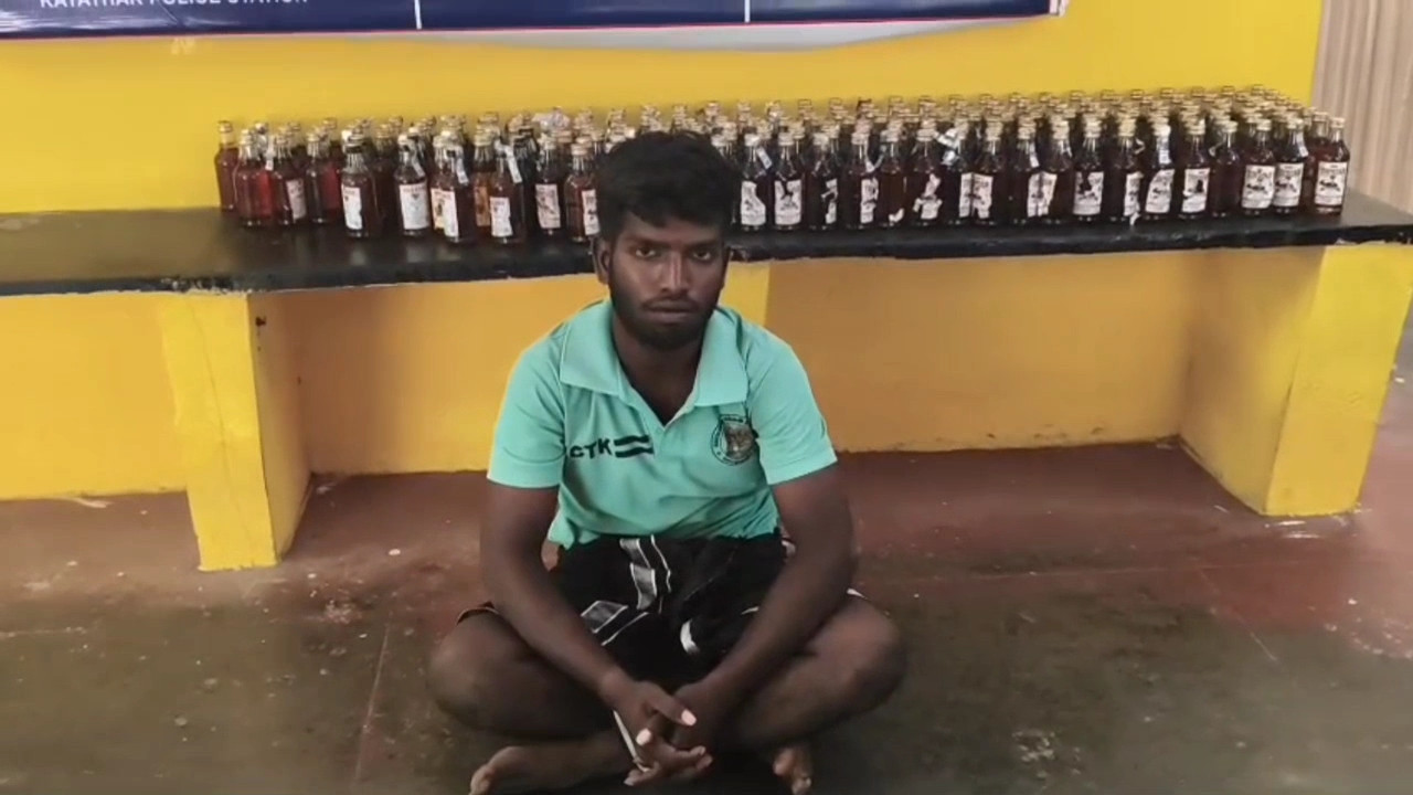 மண்ணுக்குள் புதைத்து வைத்து நூதன முறையில்  மது விற்பனை - அதிர்ச்சி !  தாய் மகனை கைது - பரபரப்பு !! போலீஸ் அதிரடி  !!!
