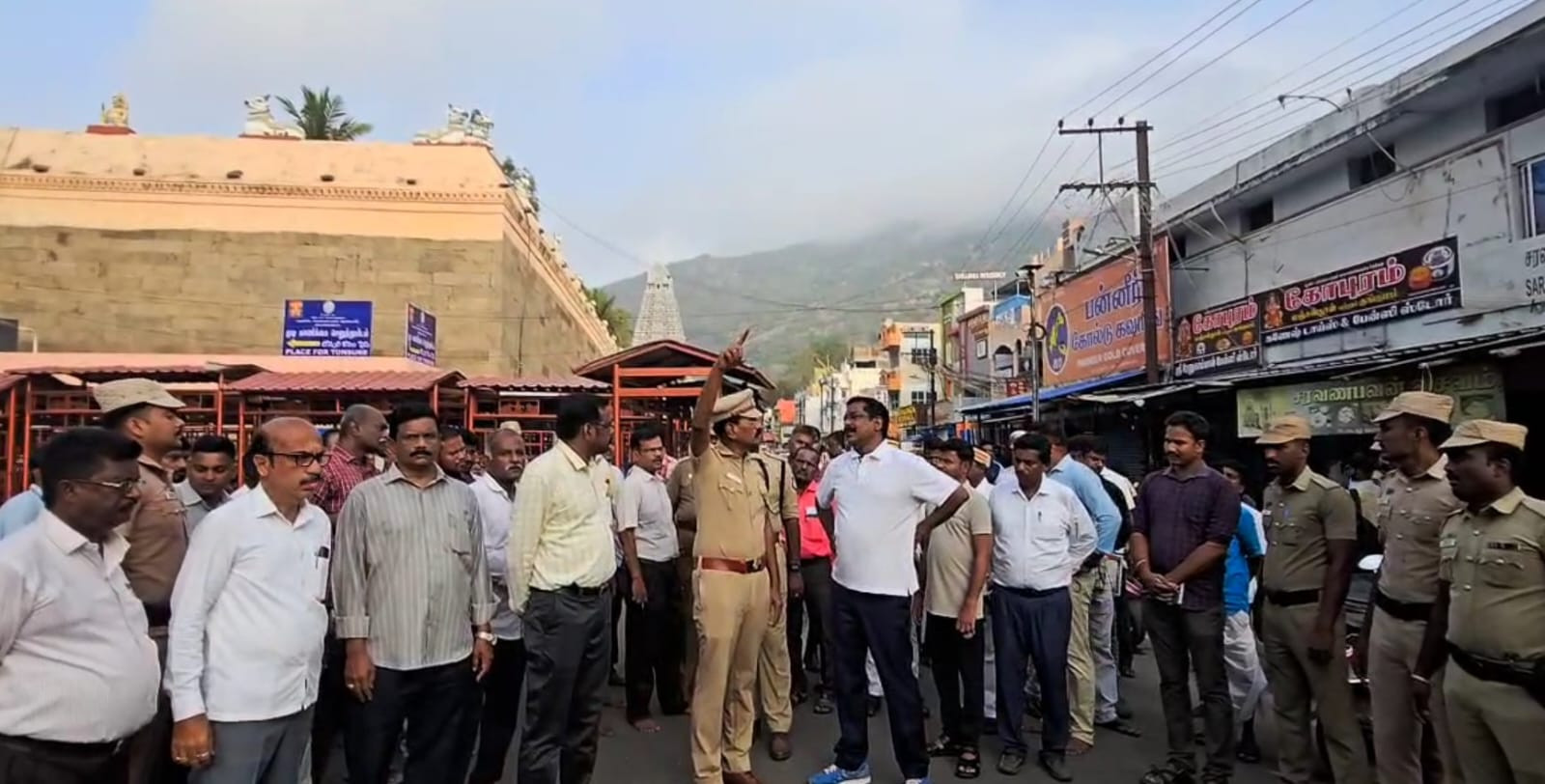 சித்ரா பௌர்ணமி கிரிவலத்தை முன்னிட்டு அதிரடி நடவடிக்கை...! மாவட்ட ஆட்சியர் உத்தரவு....!