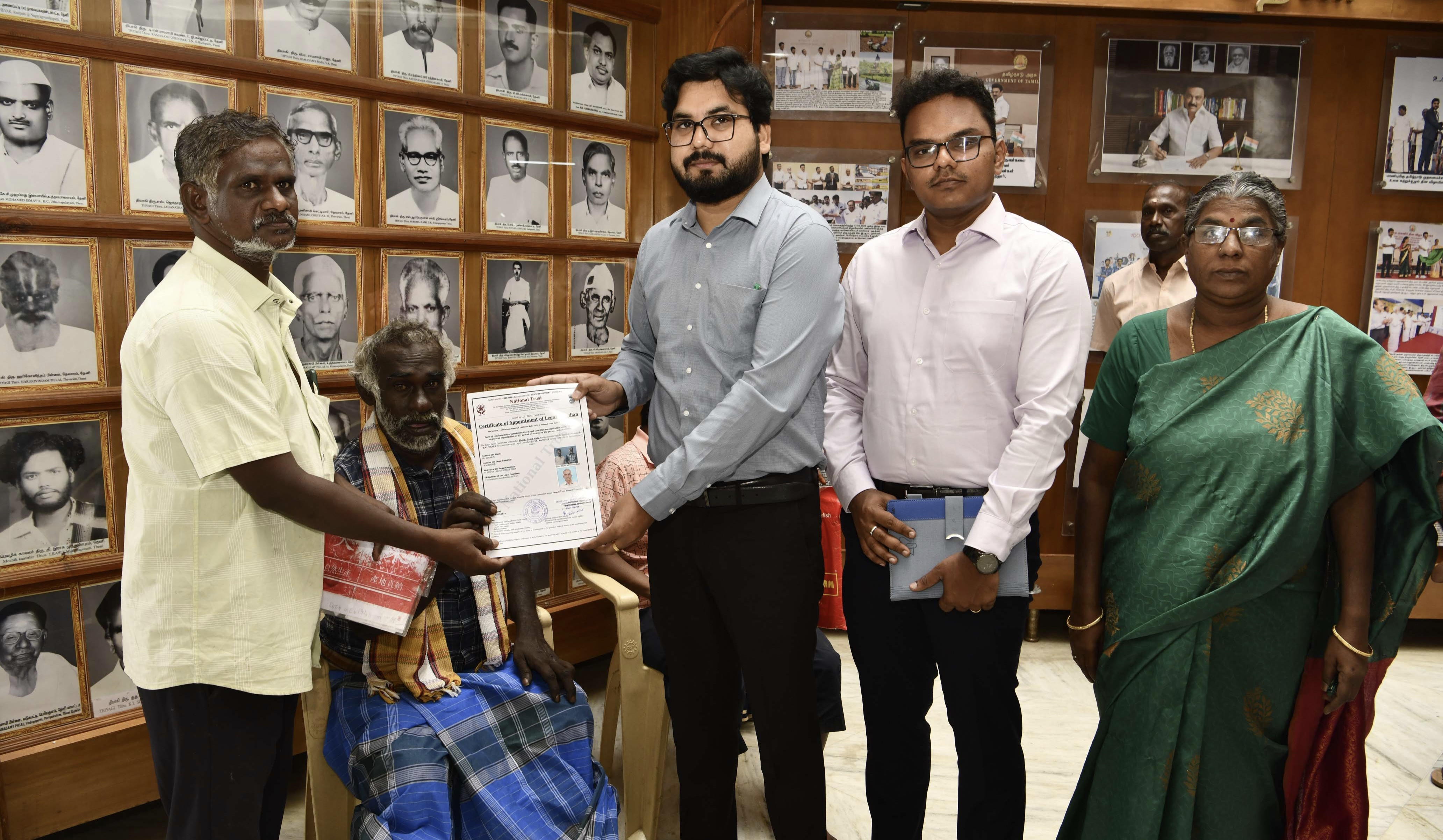 மக்கள் குறை தீர்க்கும் நாள் முகாம்...!! 300 மேற்பட்ட மனுக்கள் பெறப்பட்டது...!!!!