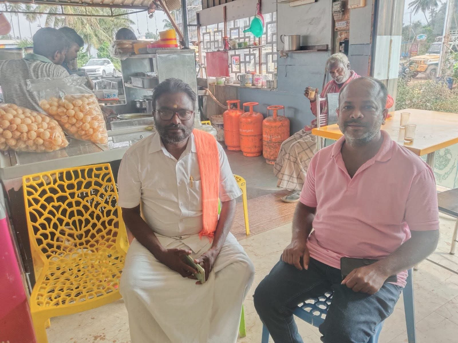 வாழ்க்கையில் ஜெயிக்க வேண்டும் என்று  கனவு விதை போட்டவர் போராடுகிறார்.....!!!!