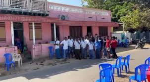 உறவினர்களுடன் பேச்சுவார்த்தை தோல்வி...! 3வது நாளாக உடல் வாங்க மறுப்பு..!