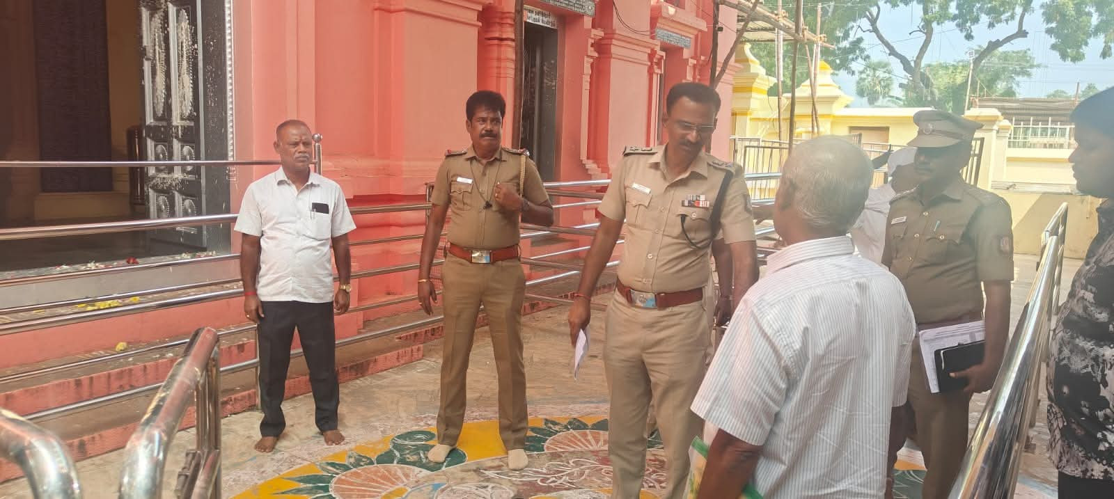 1700 போலீசார் பாதுகாப்பு..! 100 சிசிடிவி கேமராக்கள்..! போக்குவரத்து மாற்றங்கள் அறிவிப்பு..! எஸ்பி ஆய்வு..!