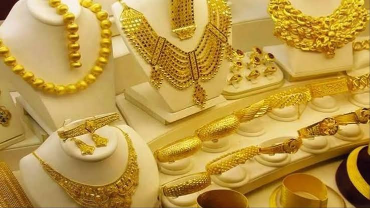 தொடர் சரிவில் ஆபரணத் தங்கம்...! மக்கள் வரவேற்பு...!