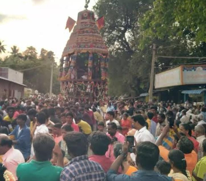 பெரியகுளத்தில் பங்குனி உத்திர தேர் திருவிழா நடக்குமா ? பாலப்பணி நடப்பதால் சிக்கல் :  