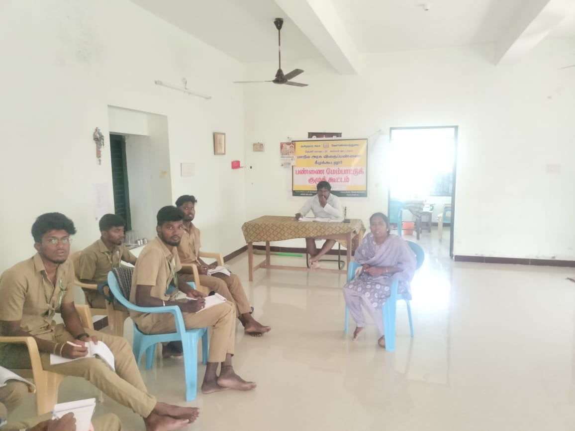 தேனி அரசு விதை பண்ணையில் முறைகேடு..?? அலுவலரின் கணவர் தலையீடு...!!!