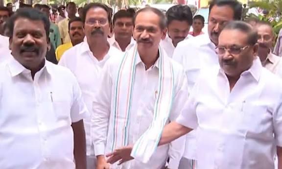 திமுக - காங்கிரஸ்..! தொகுதிப் பங்கீட்டில் டுவிஸ்ட்...! 