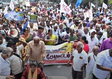 மாற்றுத்திறனாளிகள் போராட்டம்  - திமுக அரசுக்கு  டிடிவி தினகரன் கடும் கண்டனம் !!